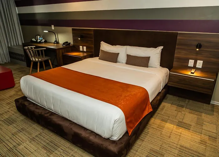 Casa Ciudad 4*