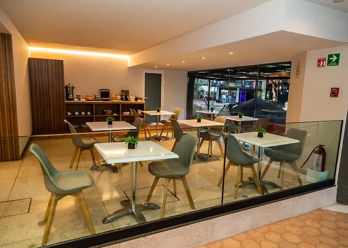 Casa Ciudad Hotel 4*